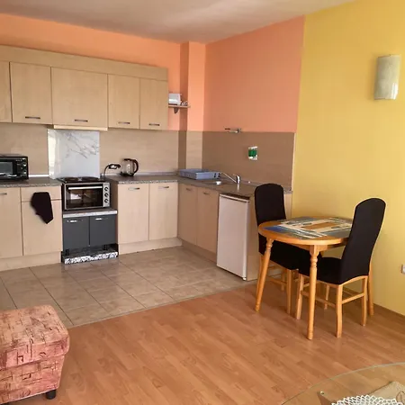 For Guests Einstein Apartment *