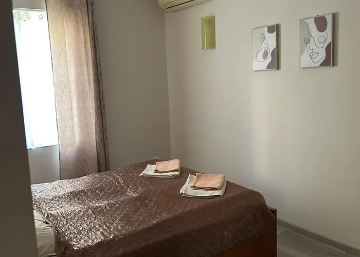 For Guests Einstein Apartment *