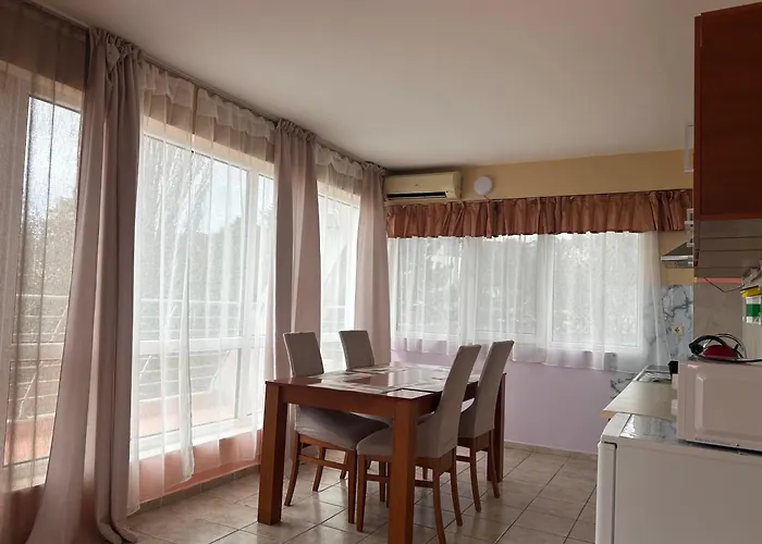 Apartment For Guests Einstein Goldstrand