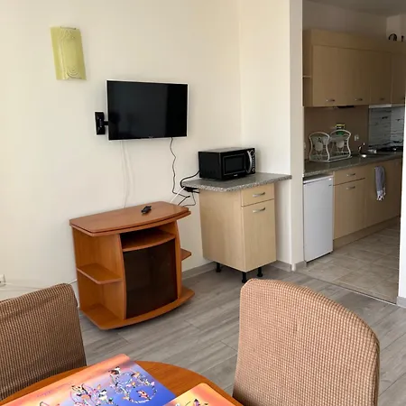 Apartment For Guests Einstein