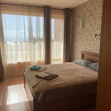 Апартаменты For Guests 