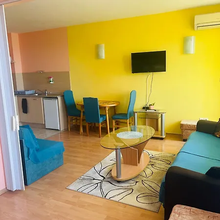 Apartment For Guests Einstein Goldstrand