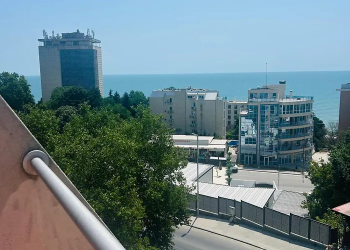 Apartment For Guests 